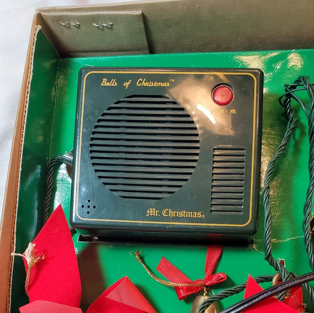 Bells Of Christmas Vtg 1992 Mr Christmas Musical Brass Bells Remote Control